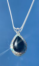 Load image into Gallery viewer, LW107 Pendant