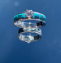 Load image into Gallery viewer, LW2008 Round CZ Ring