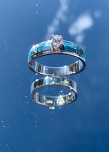 Load image into Gallery viewer, LW2008 Round CZ Ring