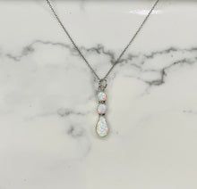 Load image into Gallery viewer, LW104 Austalian Opal Pendant